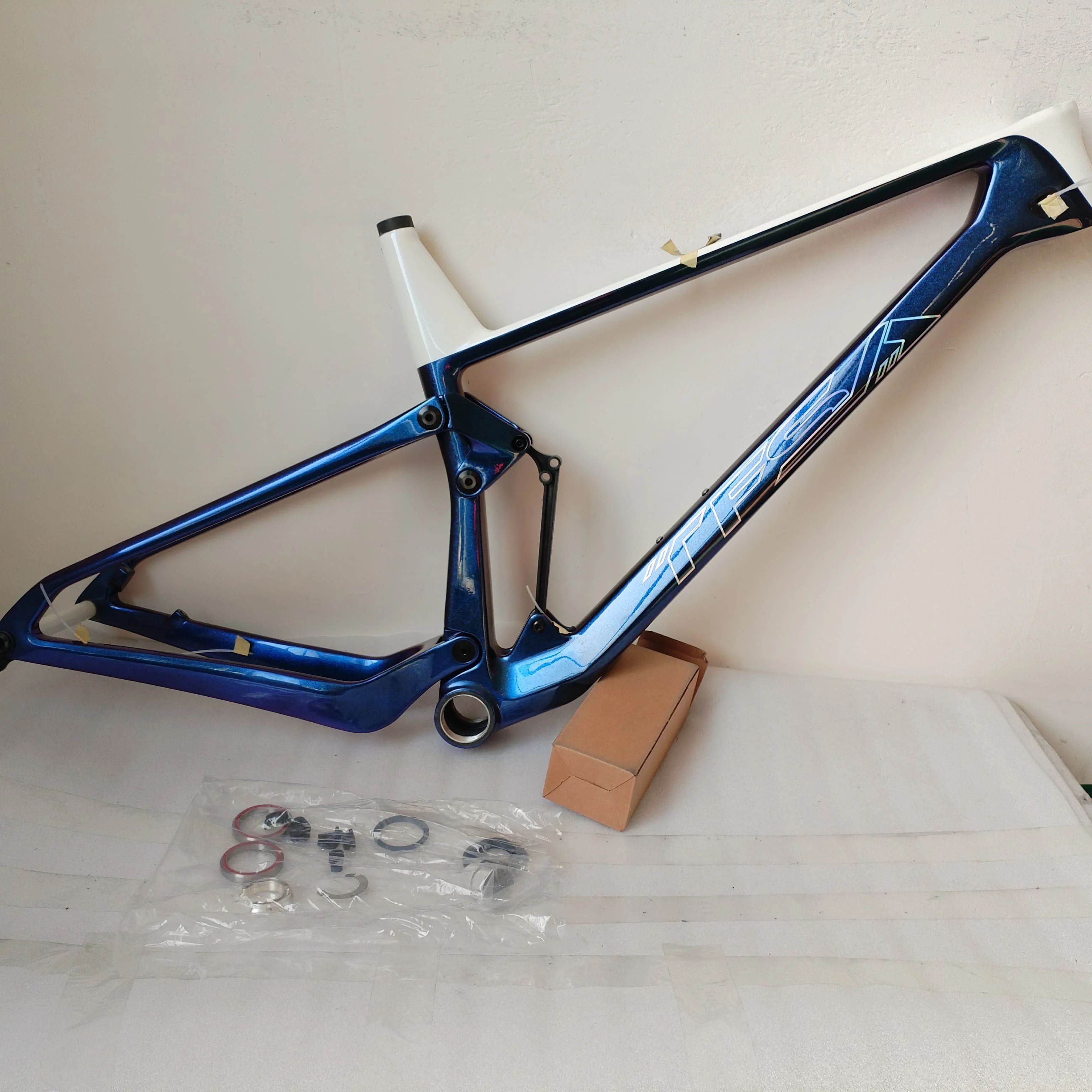 New MTB Carbon Fiber Soft tail - đánh giá và giá Mountain Biking New Forest